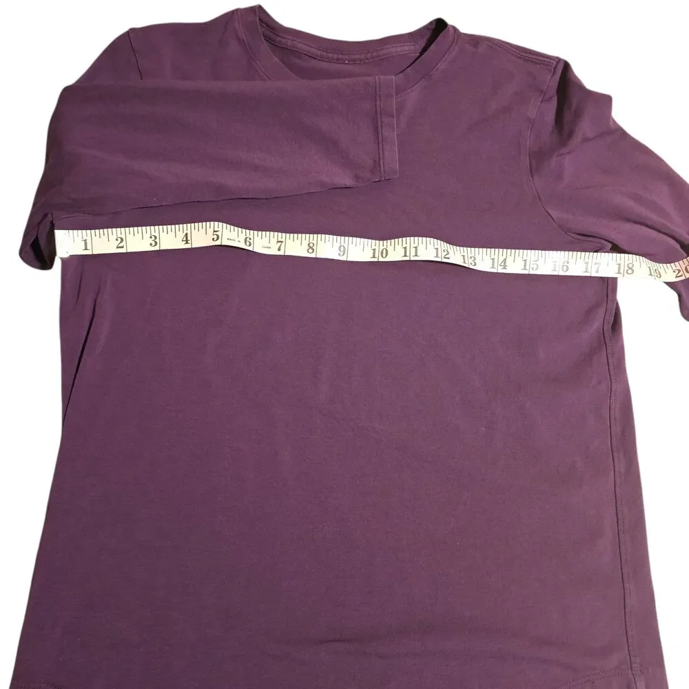 Lululemon Women’s Purple Long Sleeve Top Size 8–10 Activewear Stay comfortable